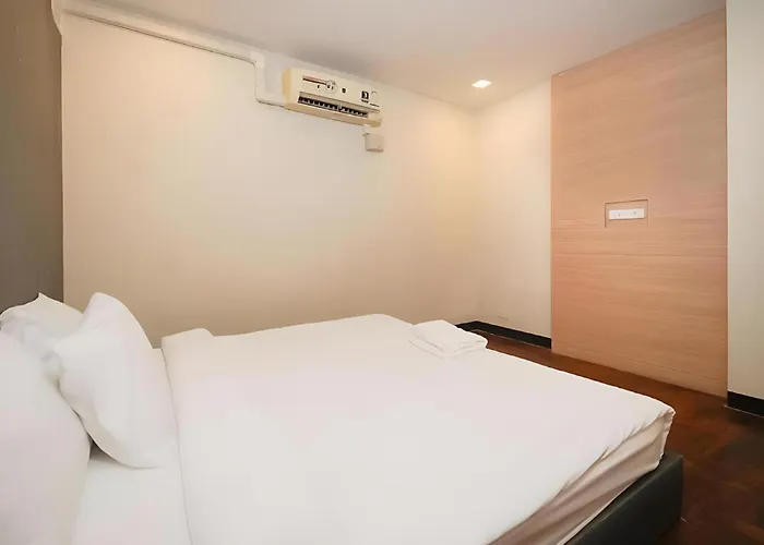 Xx Go Silom Bts Surasak - สุรศักดิ์ Apartment *